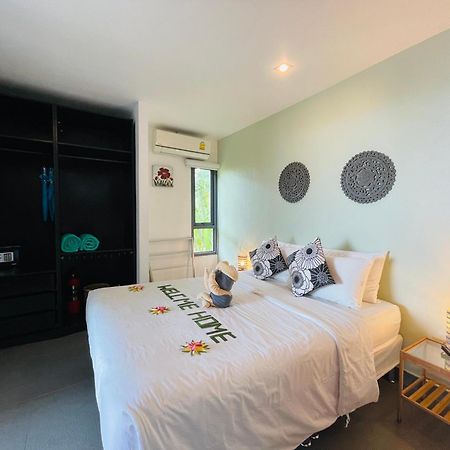 Baan Saint-Tropez Seaview Villas Kata Beach Buitenkant foto