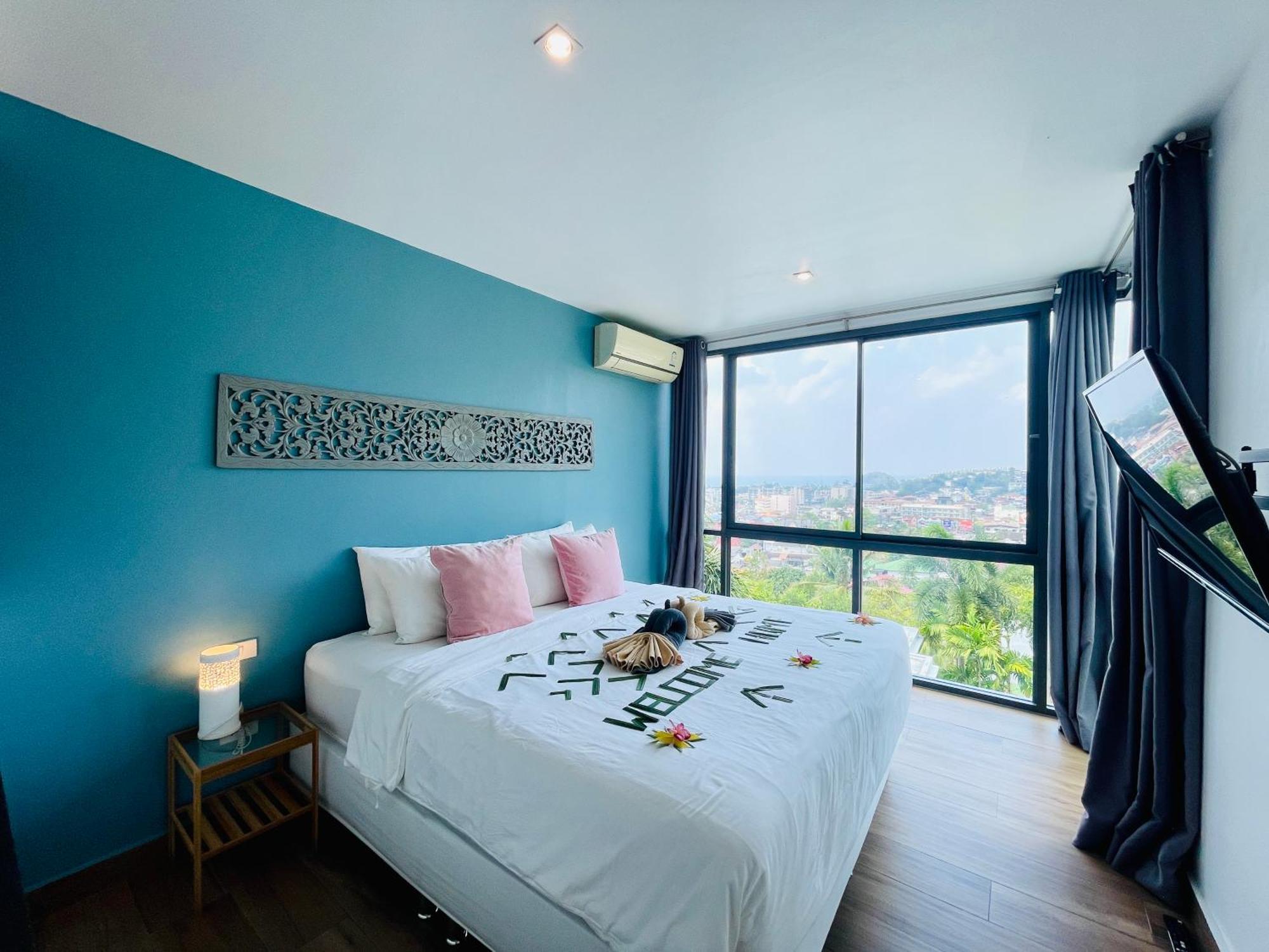 Baan Saint-Tropez Seaview Villas Kata Beach Buitenkant foto
