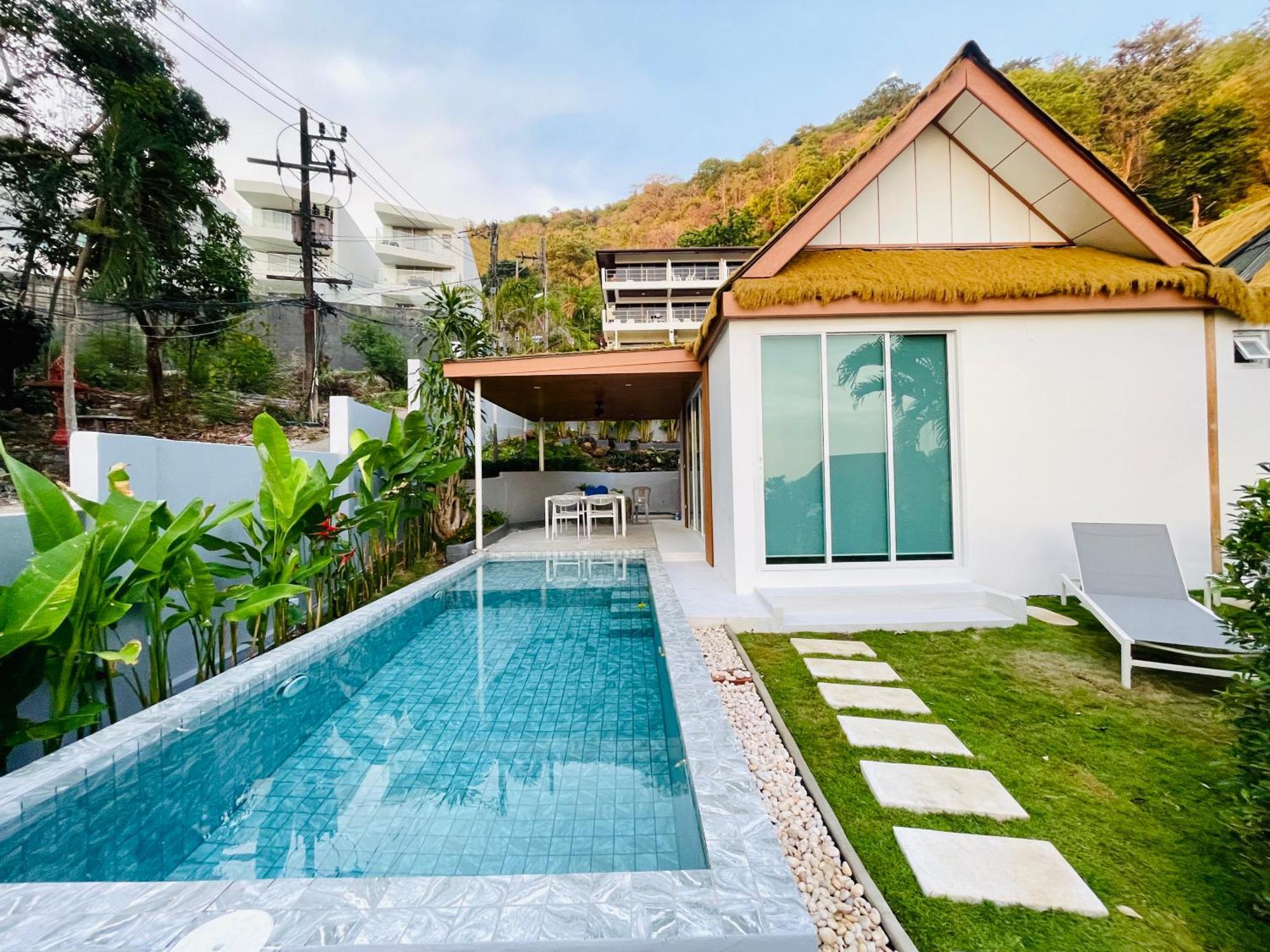 Baan Saint-Tropez Seaview Villas Kata Beach Buitenkant foto