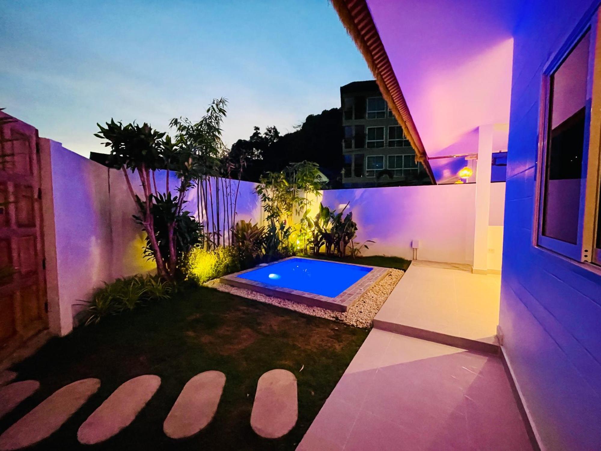Baan Saint-Tropez Seaview Villas Kata Beach Buitenkant foto