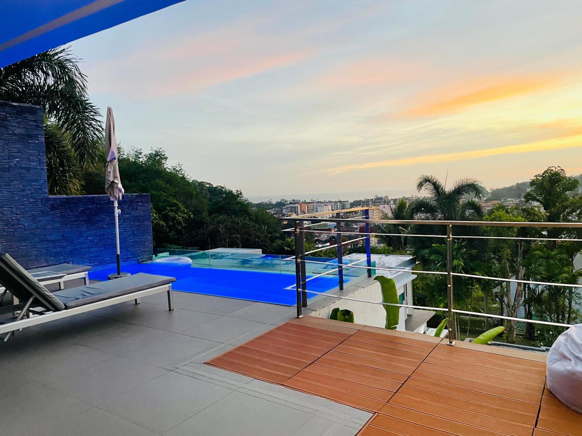 Baan Saint-Tropez Seaview Villas Kata Beach Buitenkant foto