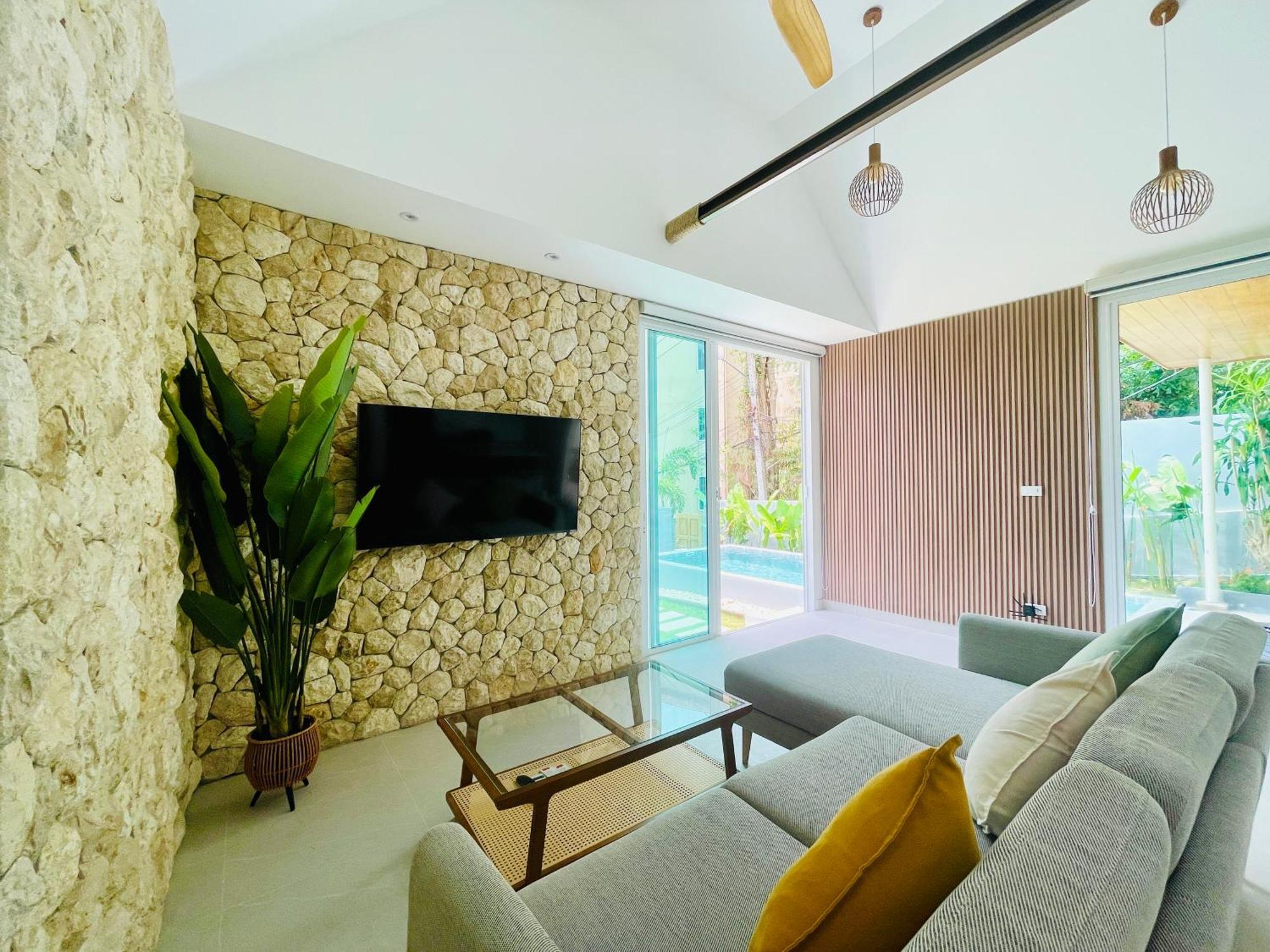 Baan Saint-Tropez Seaview Villas Kata Beach Buitenkant foto
